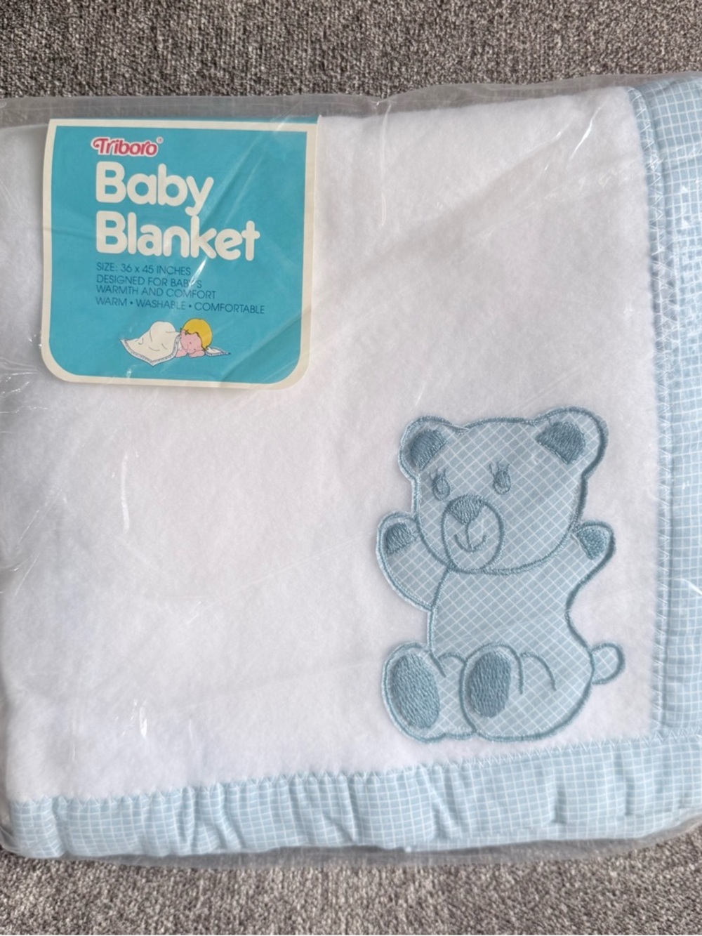 Vintage new Triboro baby blanket 36 X 45